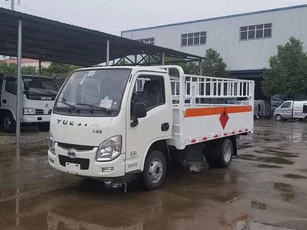 客户提车实录跃进小型气瓶栏板运输车