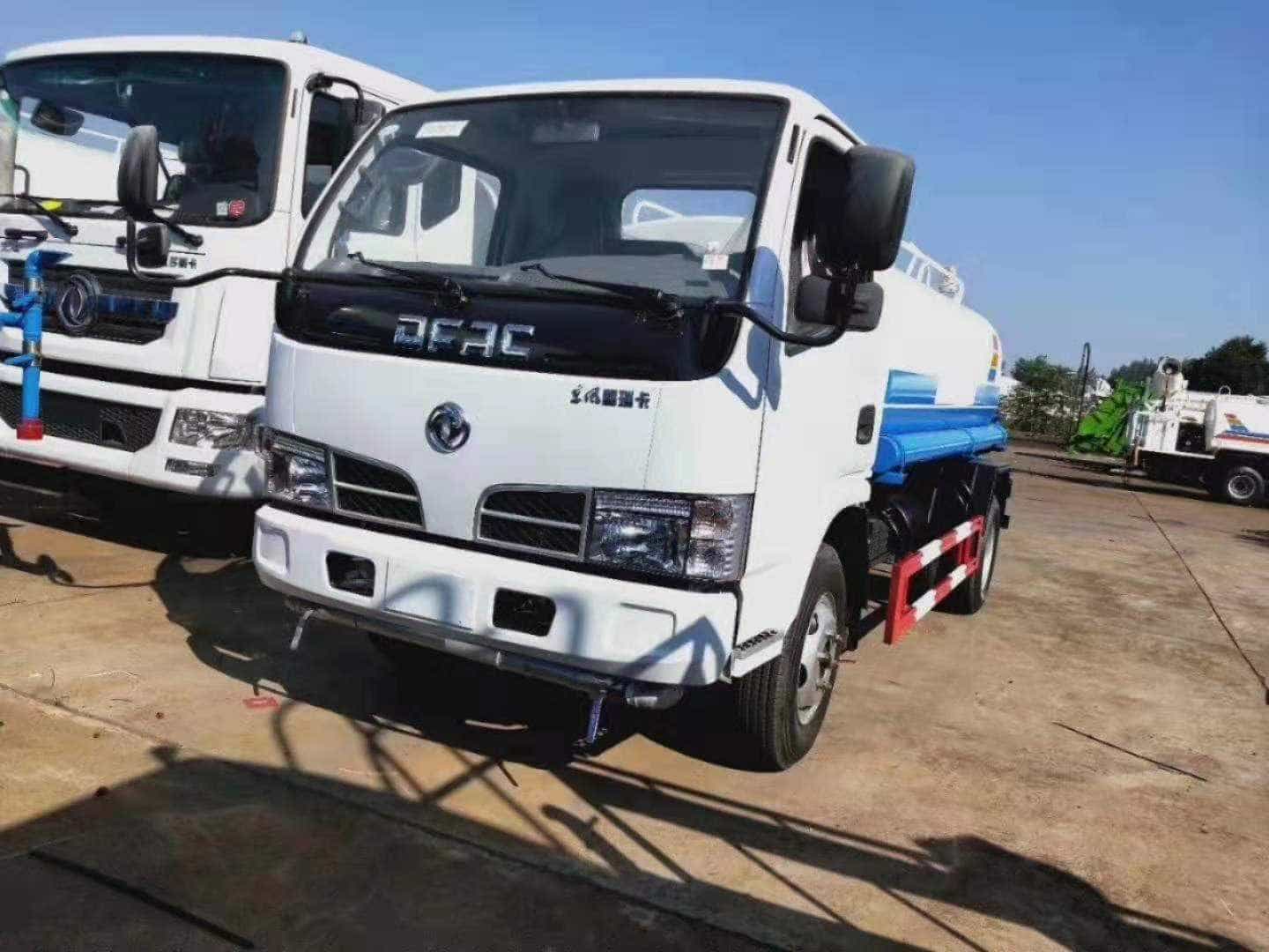 不上户的5吨洒水车